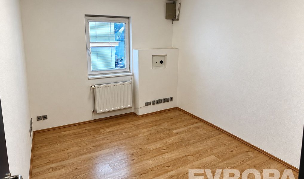 Prodej obchodních prostor 110 m², Liberec – náhled fotky 3