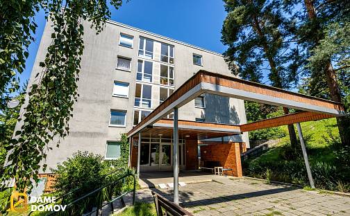 Prodej bytu 1+kk 32 m², Družstevní, Zlín