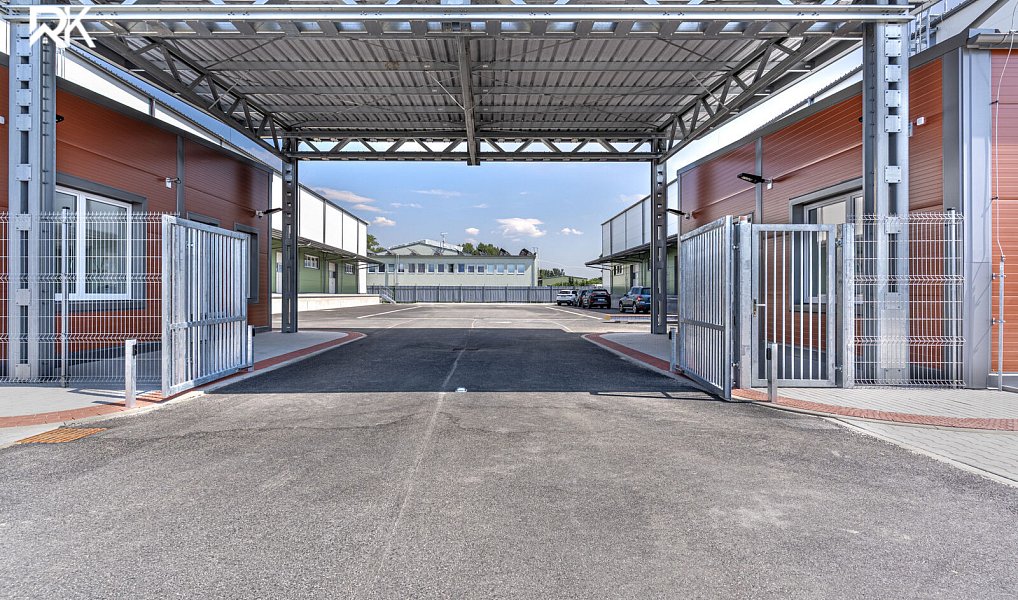 Pronájem skladovacích prostor 1 786 m², Kolín – náhled fotky 18