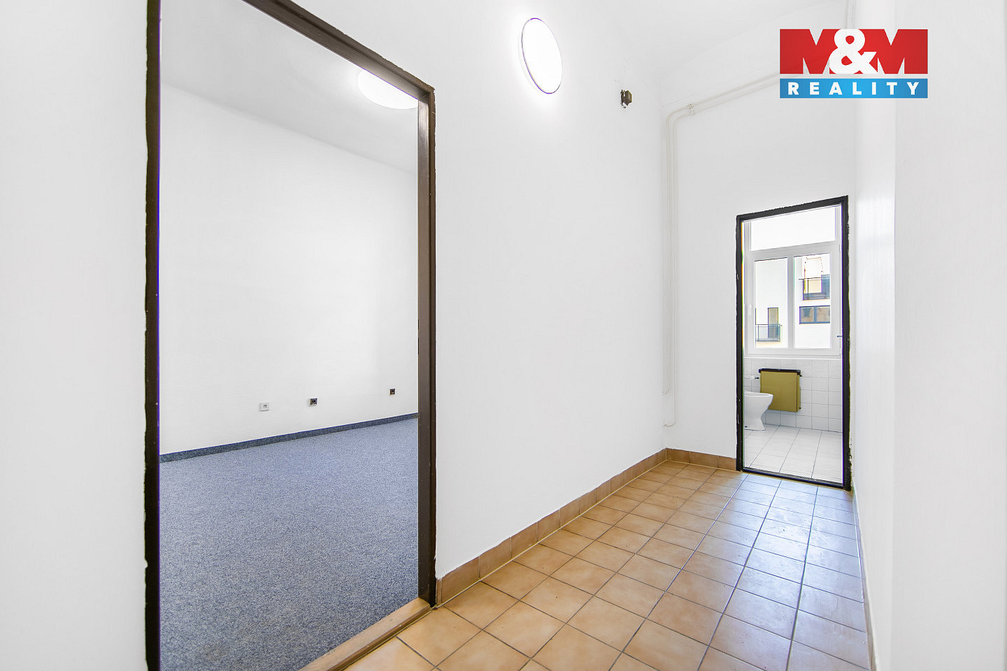 Pronájem kanceláře 51 m² — photo 5