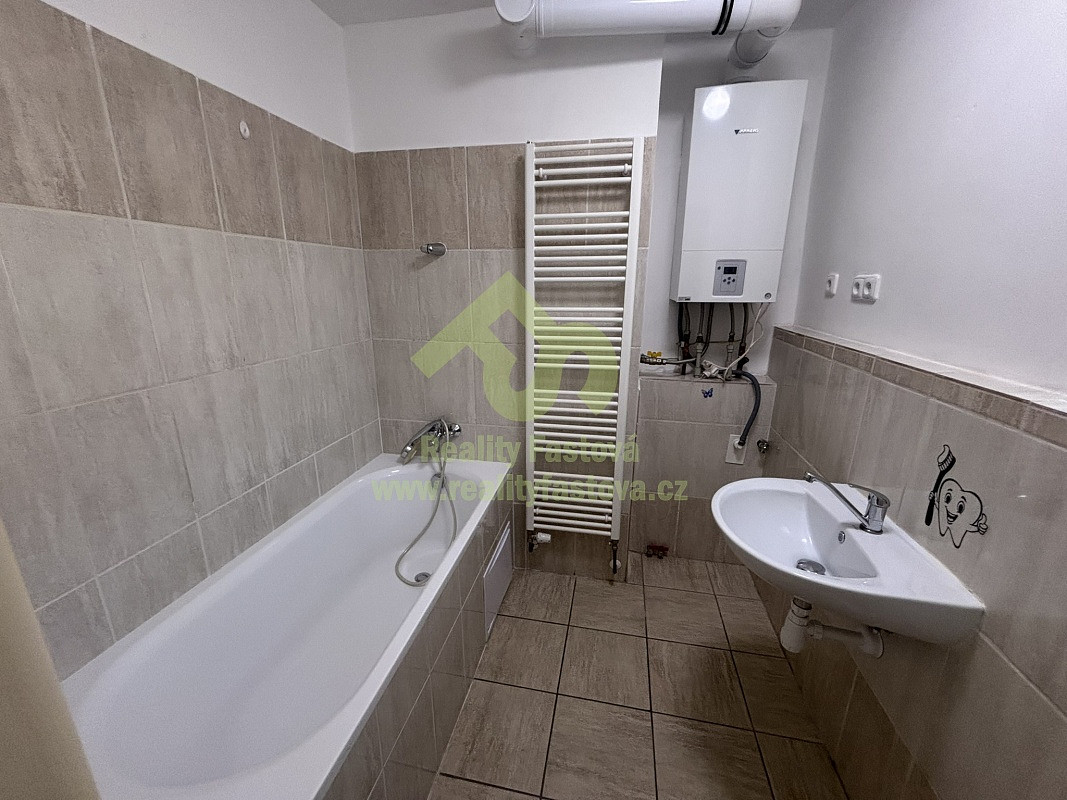 Pronájem bytu 2+1 56 m² – fotografie 4