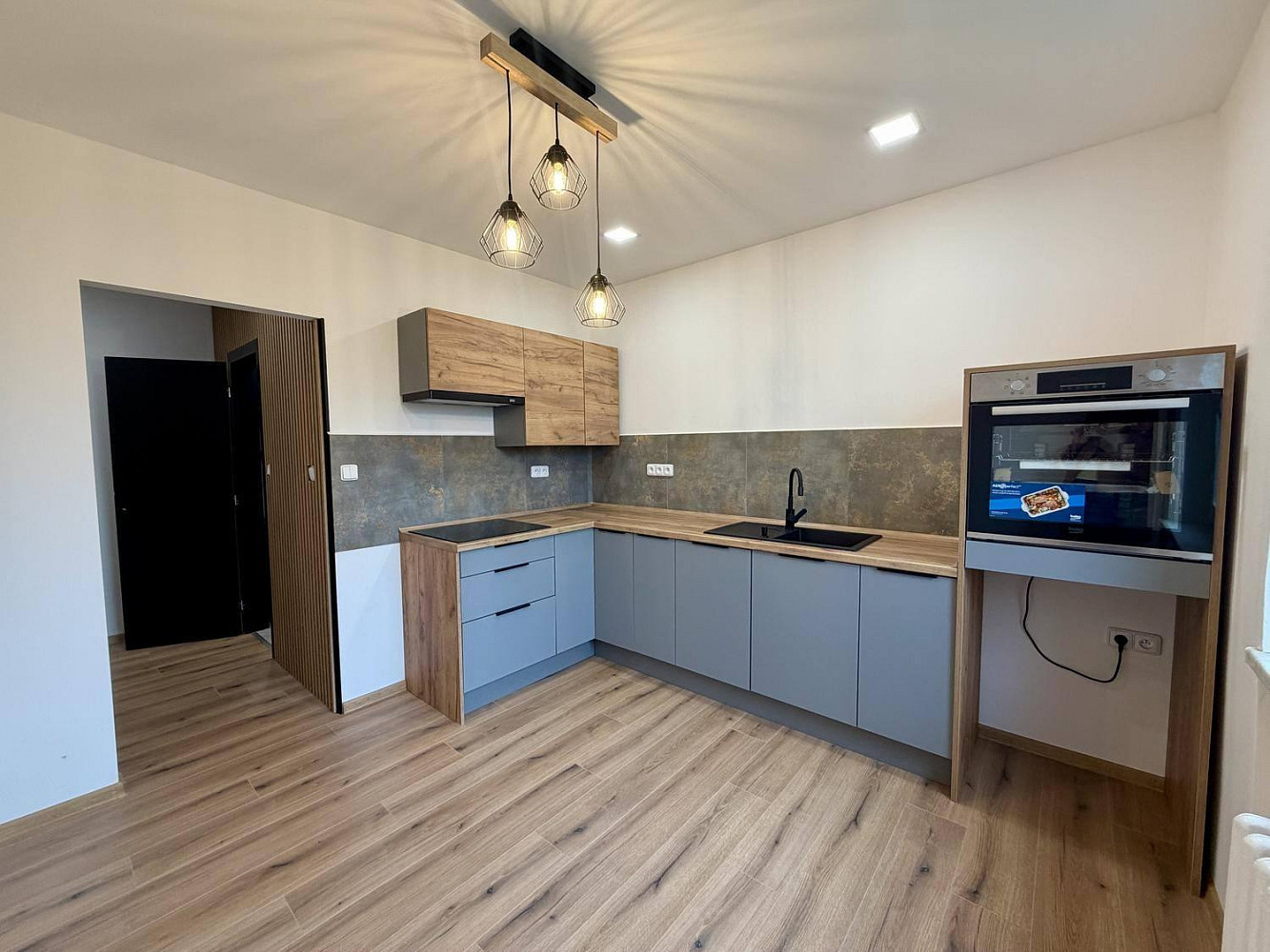 Pronájem bytu 1+1 40 m²