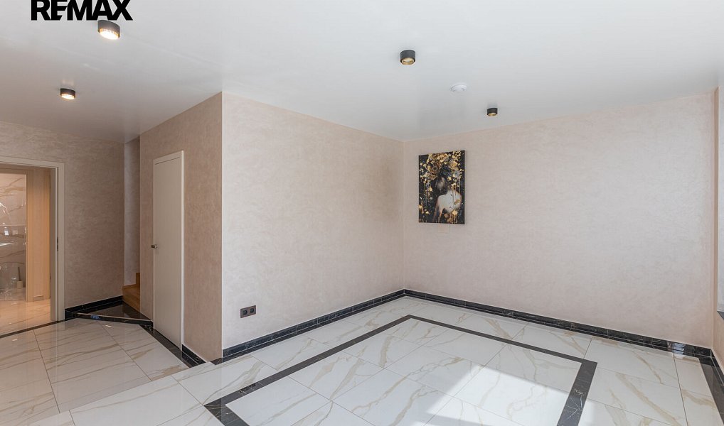 Prodej domu 244 m² s pozemkem 810 m², Praha – náhled fotky 10