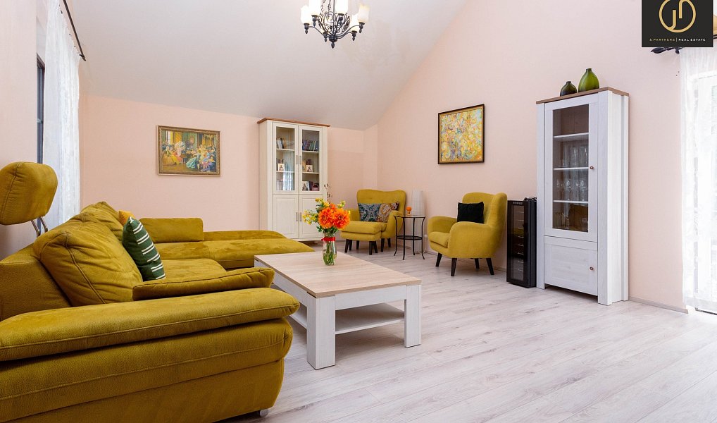 Prodej domu 350 m² s pozemkem 1 037 m², Karlovy Vary – náhled fotky 8