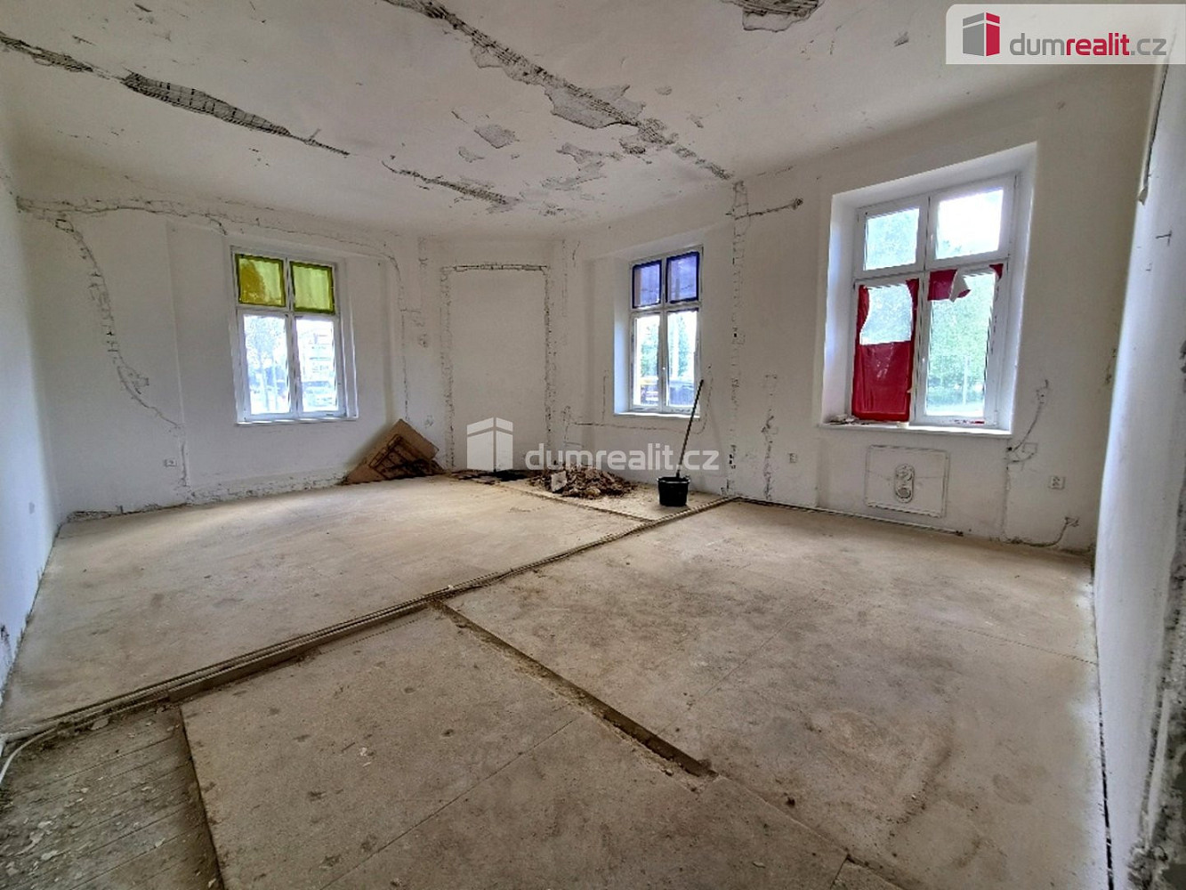 Prodej komerčního objektu (jiného typu) 228 m² — photo 2