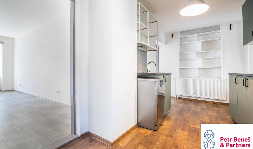 Prodej domu 189 m² s pozemkem 450 m², Rakovník – náhled fotky 8