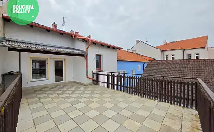 Pronájem bytu 4+kk 100 m²