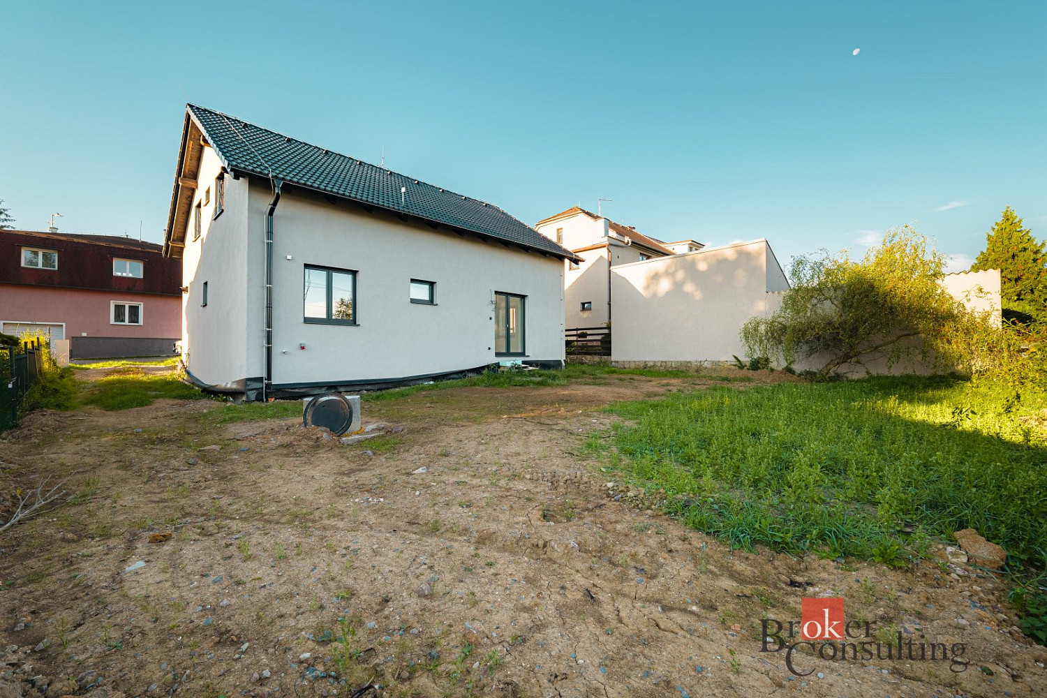 Prodej domu 146 m² s pozemkem 444 m² – fotografie 3