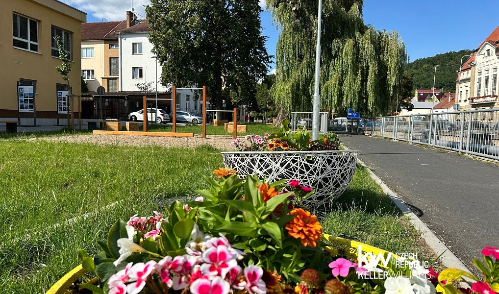Pronájem obchodních prostor 136 m², Bílina – náhled fotky 23