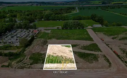 Prodej stavebního pozemku 1 024 m², Majetín, okres Olomouc
