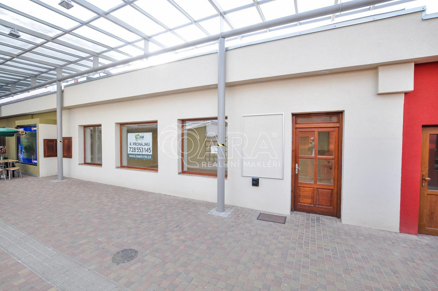 Pronájem obchodních prostor 45 m² – fotografie 3