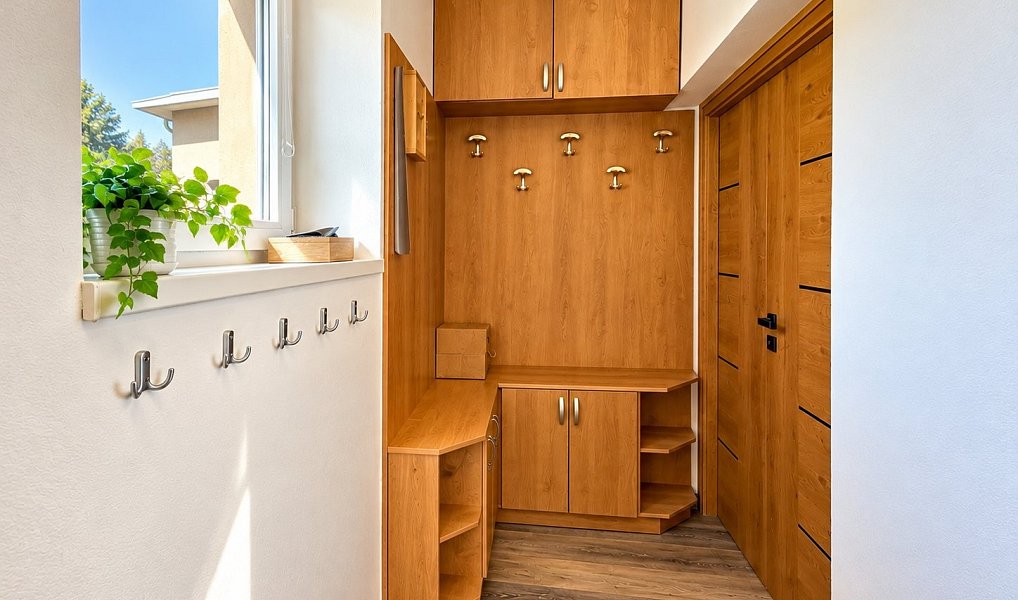 Prodej domu 330 m² s pozemkem 2 279 m², Kojetice – náhled fotky 3