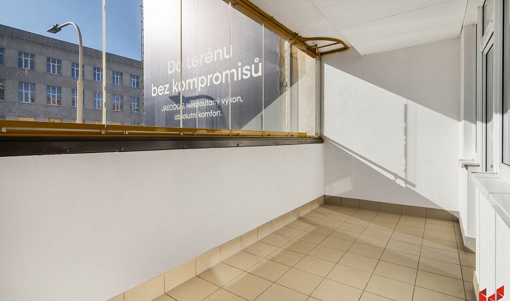 Prodej bytu 1+kk 33 m², Praha – náhled fotky 11