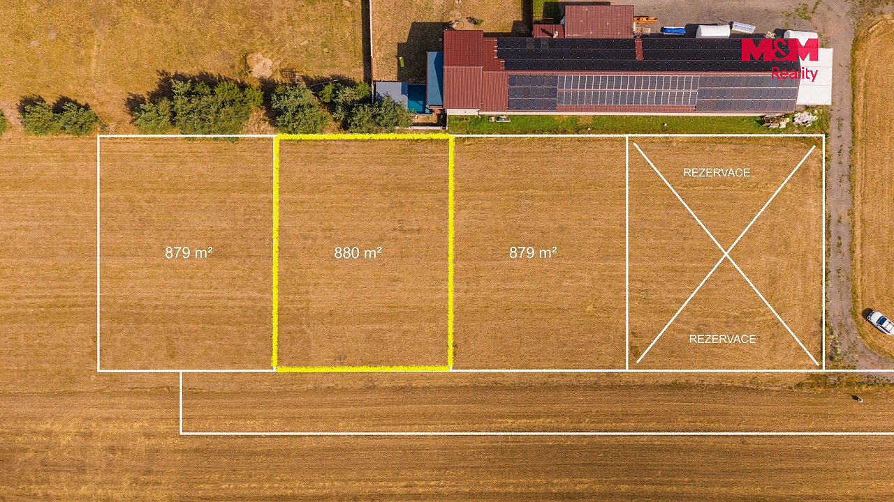 Prodej stavebního pozemku 880 m² — photo 3