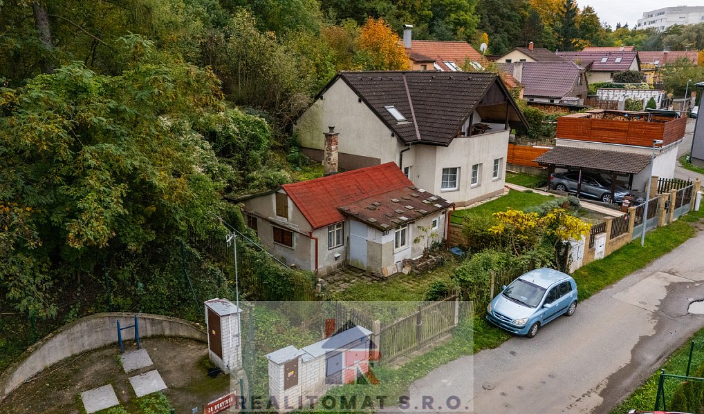 Prodej domu 271 m² s pozemkem 190 m², Praha – náhled fotky 3