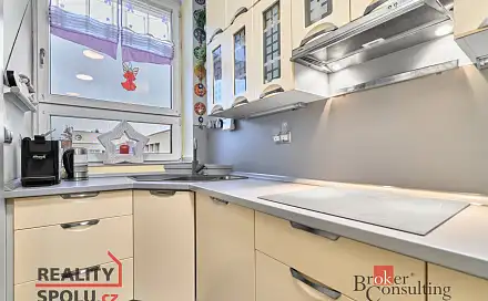 Prodej bytu 3+1 94 m², Svobodova, Nová Role, okres Karlovy Vary