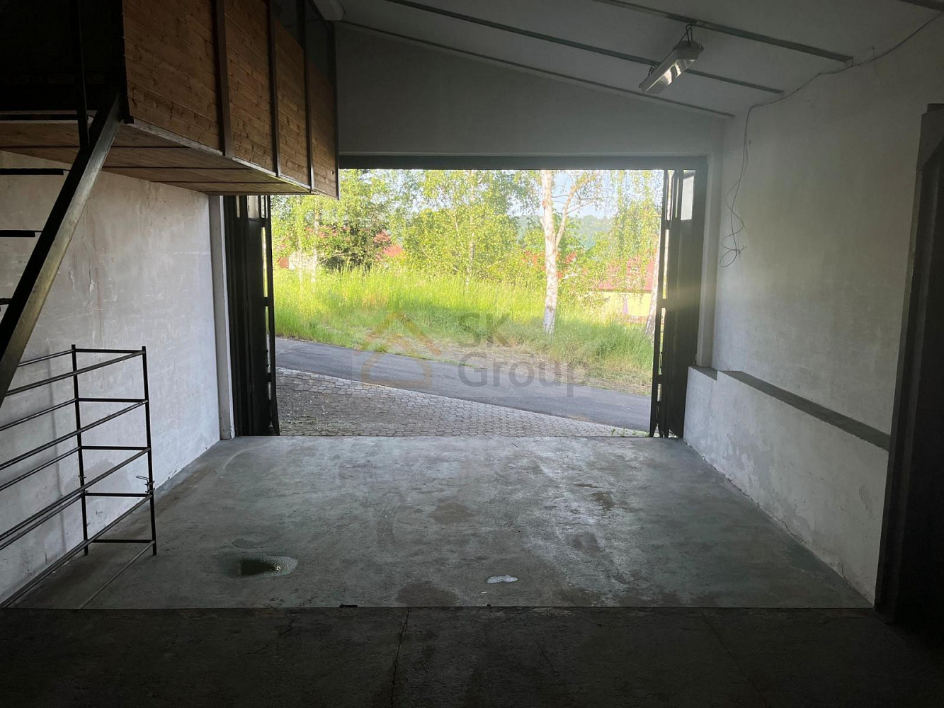 Pronájem skladovacích prostor 122 m² – fotografie 3