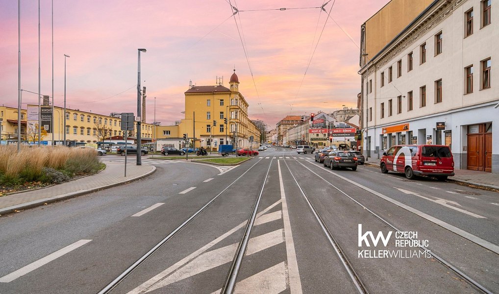 Prodej bytu 2+1 72 m², Praha – náhled fotky 12