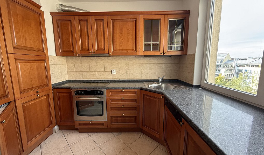 Pronájem bytu 2+1 65 m², Praha – fotka 1 z 20