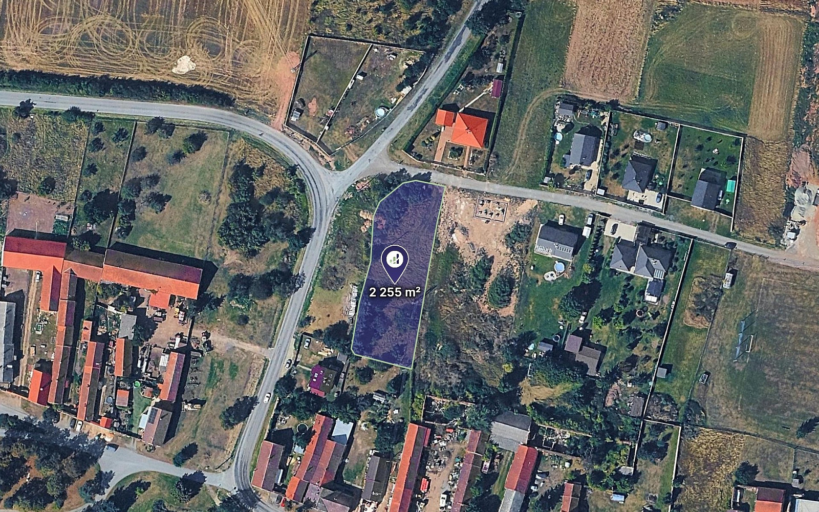 Prodej stavebního pozemku 2 255 m²