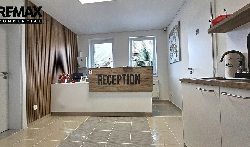 Pronájem komerčního prostoru, 154 m², Praha-západ, Velké Přílepy