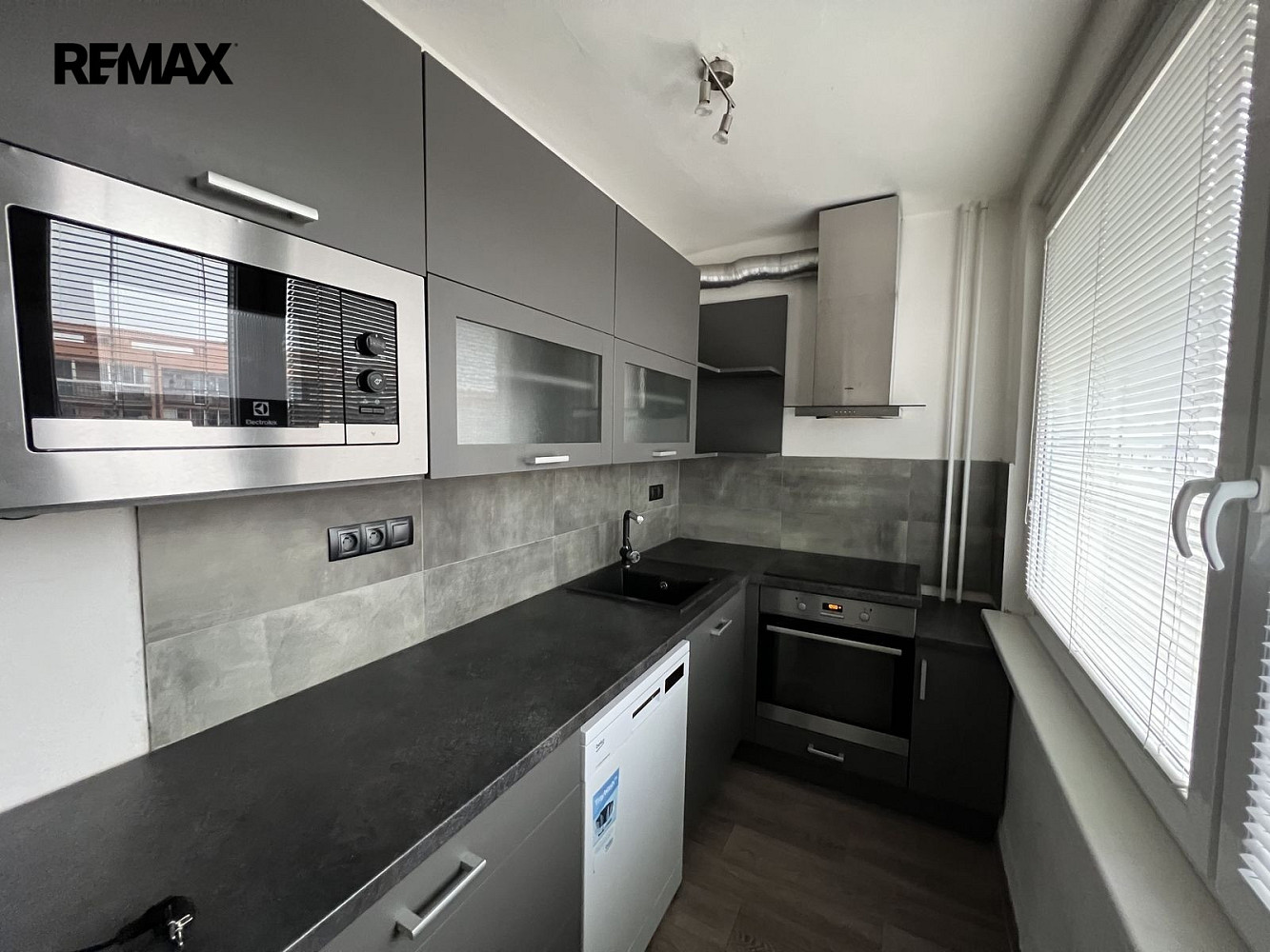 Pronájem bytu 3+kk 70 m²