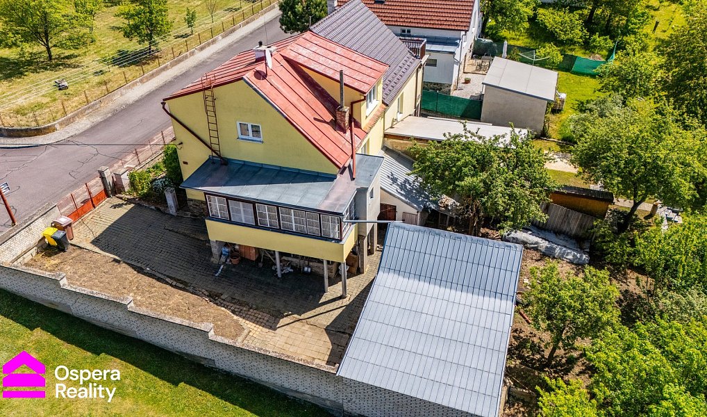 Prodej domu 140 m² s pozemkem 571 m², Bítov – náhled fotky 2