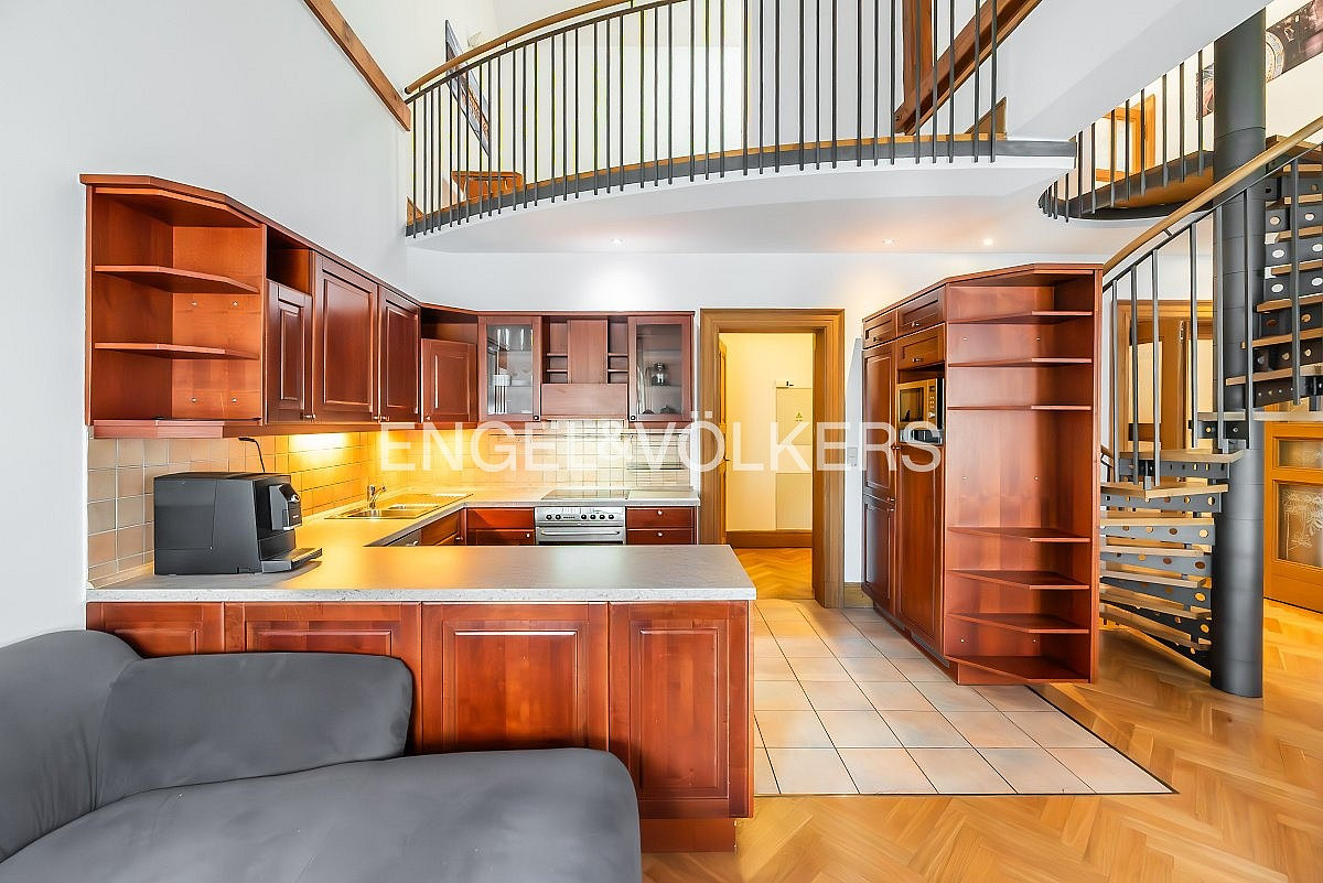 Pronájem bytu 5+1 195 m² – fotografie 4
