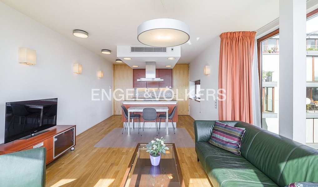 Pronájem bytu 2+kk 60 m², Praha – náhled fotky 6