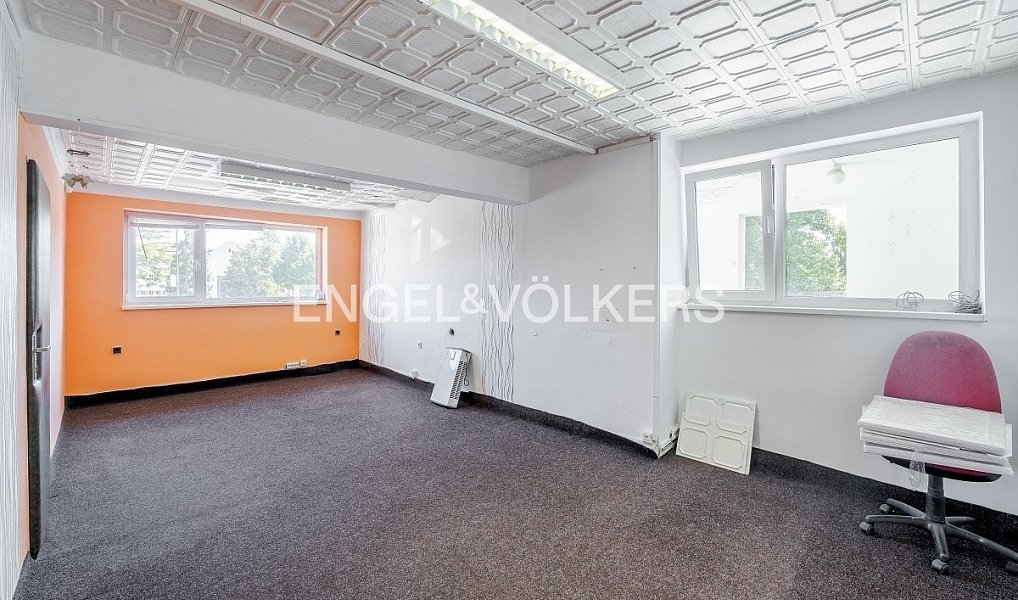 Pronájem kanceláře 2 550 m², Nymburk – náhled fotky 9