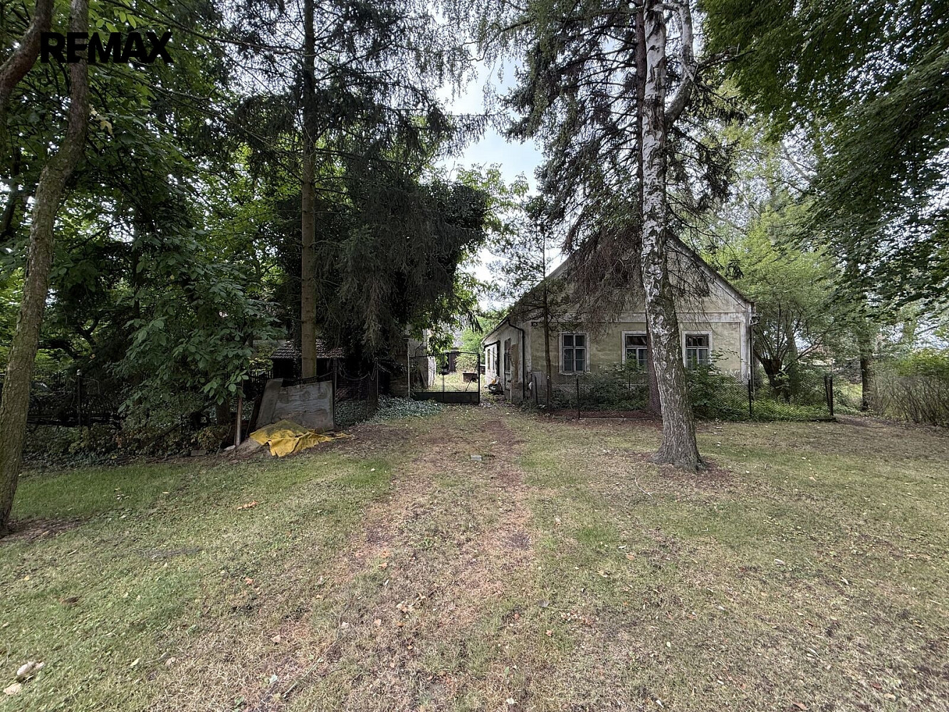 Prodej domu 230 m² s pozemkem 1 942 m²