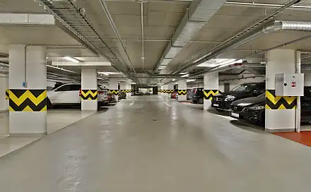 Pronájem garážového stání v Malešicích, Počernická, Praha 10 - Malešice