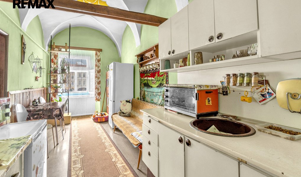 Prodej domu 420 m² s pozemkem 217 m², Hostinné – náhled fotky 4