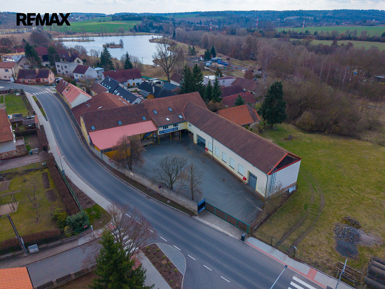 Pronájem skladovacích prostor 4 300 m² – fotografie 2