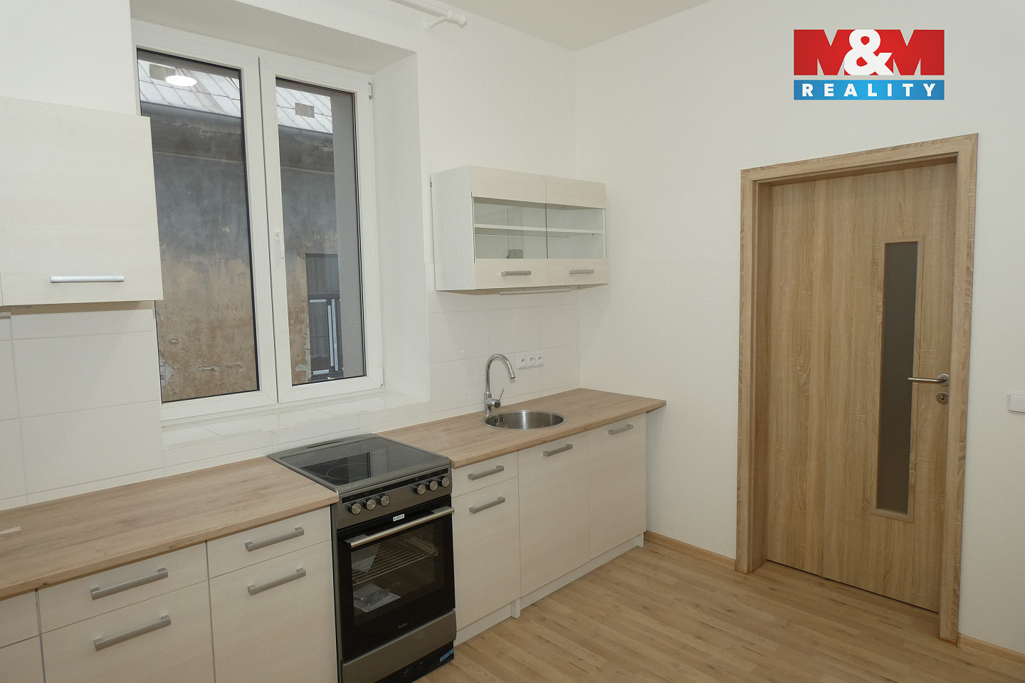 Prodej nájemního domu, činžáku 228 m² – pohled 5