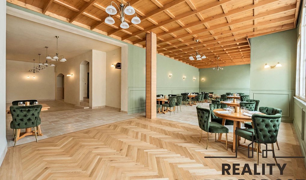 Prodej ubytovacího objektu 1 200 m², Znojmo – náhled fotky 24