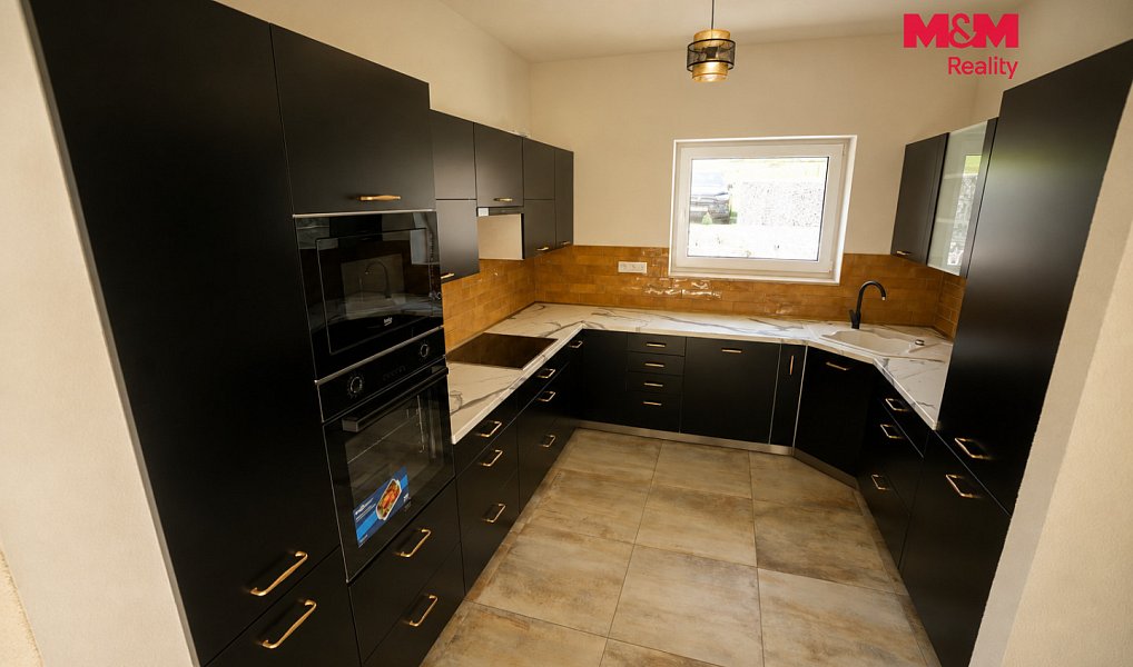 Prodej domu 180 m² s pozemkem 582 m², Šumavské Hoštice – náhled fotky 16