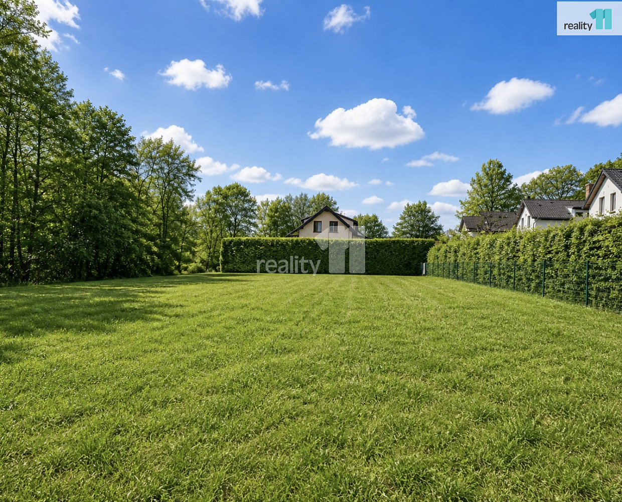 Prodej stavebního pozemku 2 281 m²