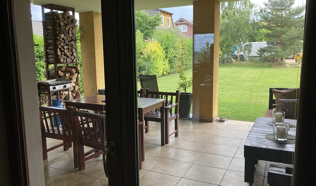 Prodej domu 284 m² s pozemkem 862 m², Odolena Voda – náhled fotky 24