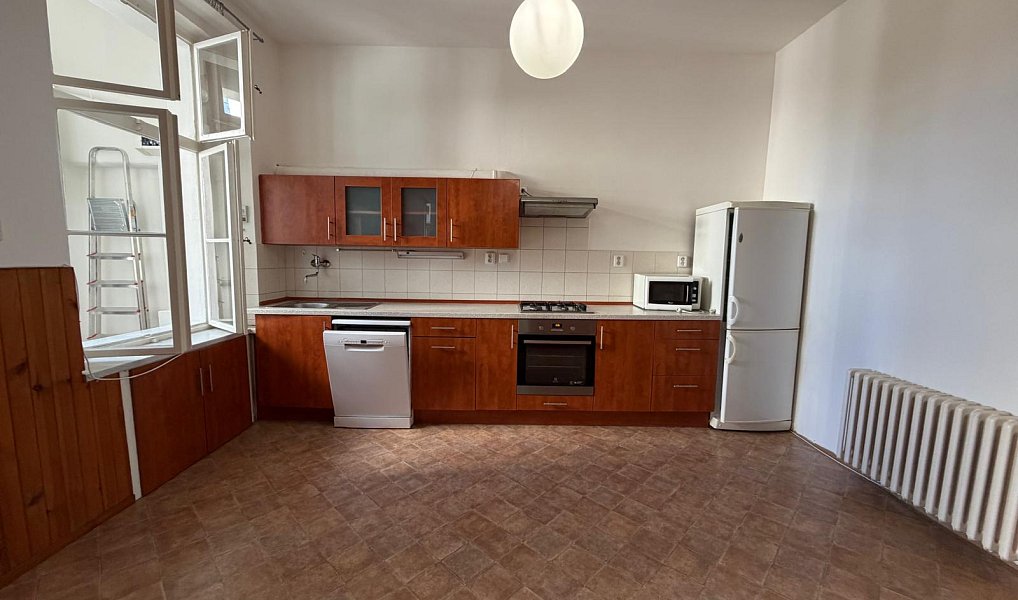 Pronájem bytu 3+1 87 m², Praha – náhled fotky 2