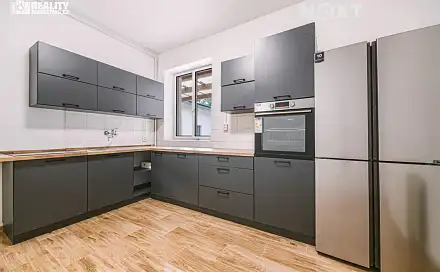 Pronájem domu 160 m² s pozemkem 364 m², Stejskalova, Brno - Židenice