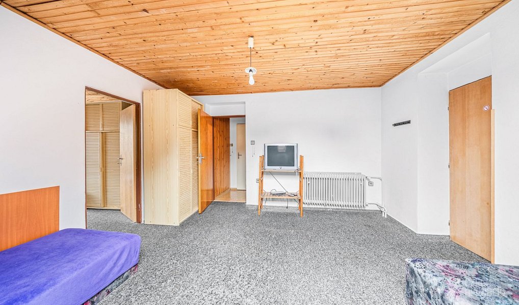 Prodej domu 570 m² s pozemkem 968 m², Železná Ruda – náhled fotky 14