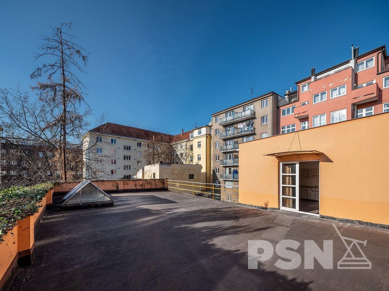Pronájem kanceláře 220 m² — photo 5