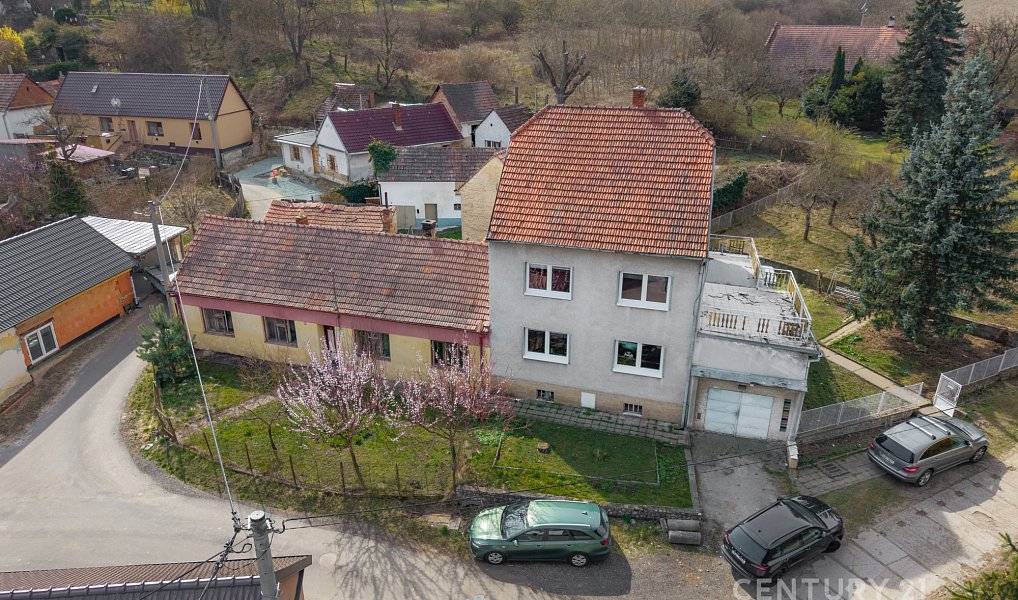Prodej domu 310 m² s pozemkem 563 m², Kyjov – náhled fotky 2