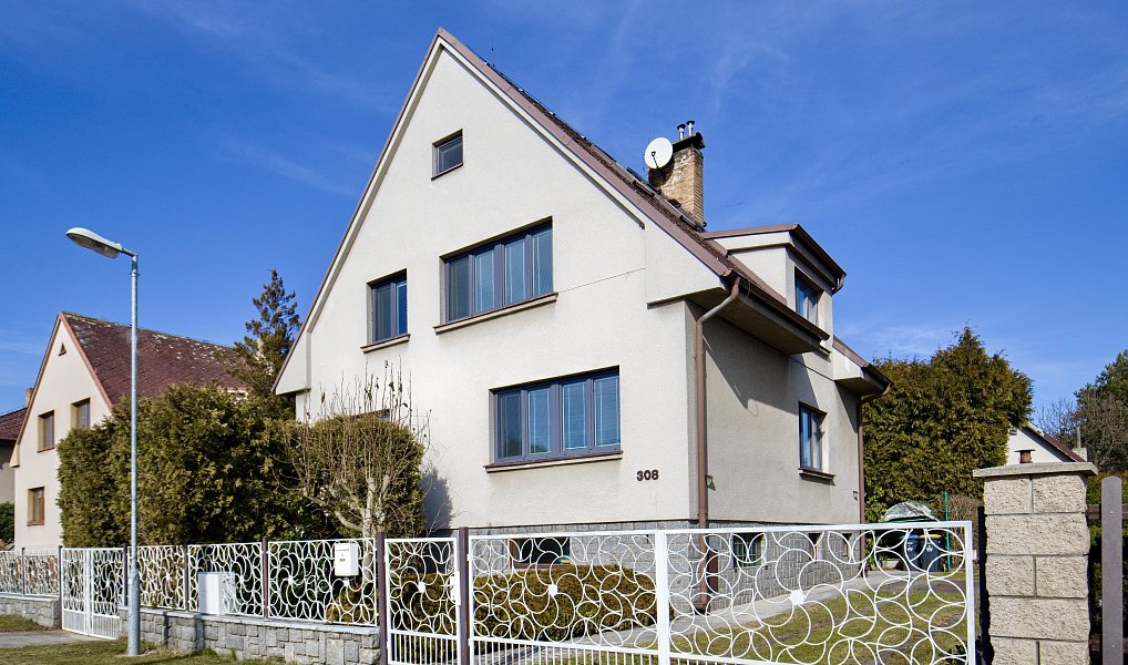 Prodej domu 150 m² s pozemkem 930 m², Divišov – náhled fotky 3