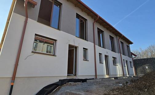 Prodej domu 106 m² s pozemkem 102 m², Mořina, okres Beroun