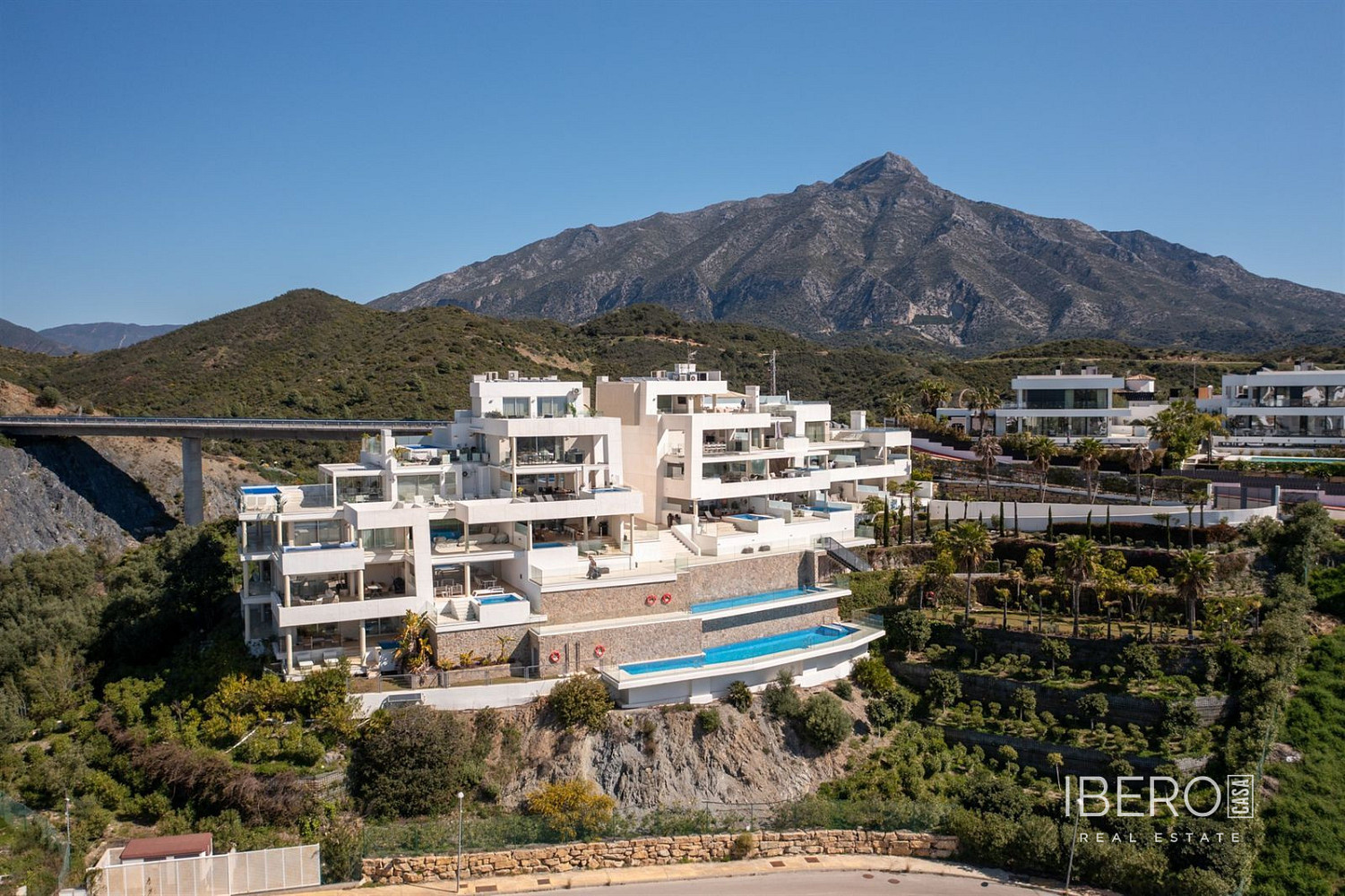 Piso 3+kk – Marbella, Nueva Andalucía - Vista 3