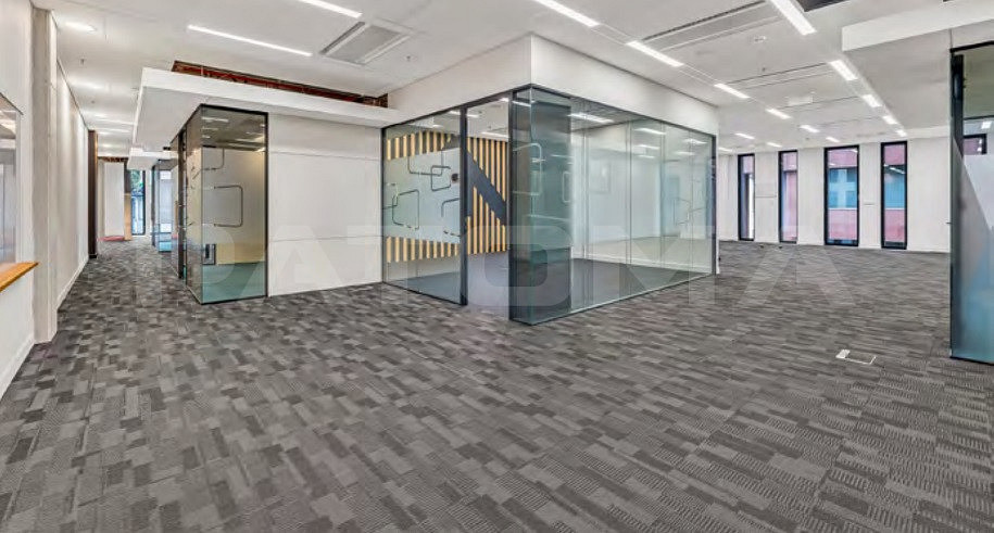 Pronájem kanceláře 1 572 m² – fotografie 5