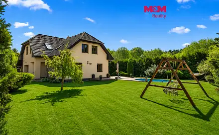Prodej domu 152 m² s pozemkem 931 m², Nad Oleškou, Kladno - Švermov