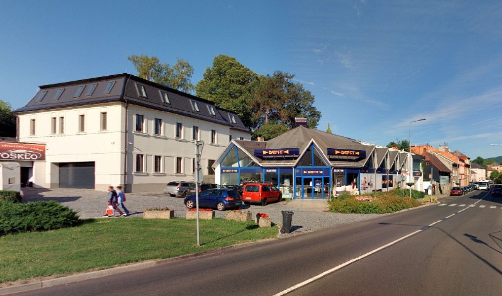 Prodej obchodních prostor 820 m², Nový Bor – náhled fotky 3